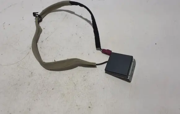 Renault Arkana Aerial GPS antenna 282171240R