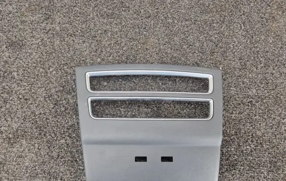 Tesla Model S Other center console (tunnel) element 106450100B