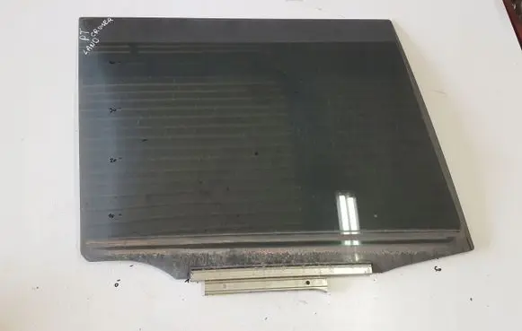 Toyota Land Cruiser (J150) Sliding door window/glass 