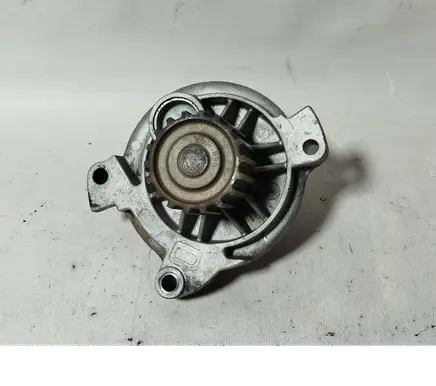 Volvo V70 Water pump