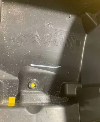 Peugeot 308 Fuse box set 9658447380