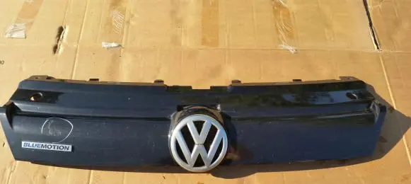 Volkswagen Polo V 6R Front grill 6R0853651E