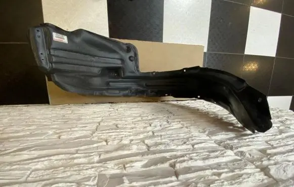 Toyota Hilux (AN10, AN20, AN30) Front wheel arch liner splash guards 538050K050