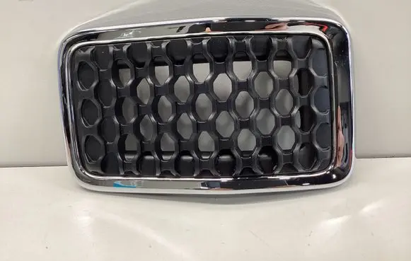 Jeep Cherokee Front grill 68323775AB 68323775AB5