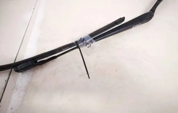Volkswagen PASSAT B6 Front wiper blade arm 3c1955409c
