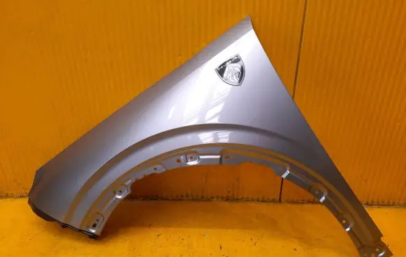 Peugeot 3008 III Fender