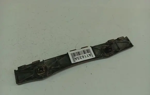 Lexus IS 220D-250-350 Rear bumper mounting bracket 5215753040