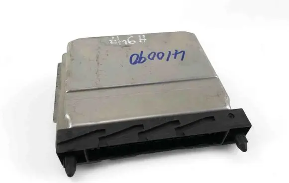 Volvo V70 Engine control unit/module ECU 0261208289