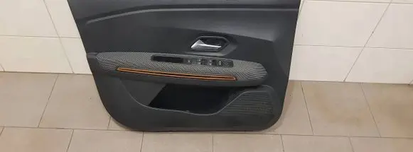 Dacia Sandero III Front door card panel trim 809017781R