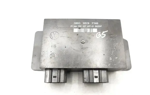 Volkswagen PASSAT B5 Comfort/convenience module 3B0959796