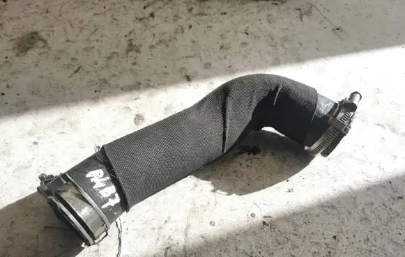 Audi A4 S4 B7 8E 8H Intercooler hose/pipe