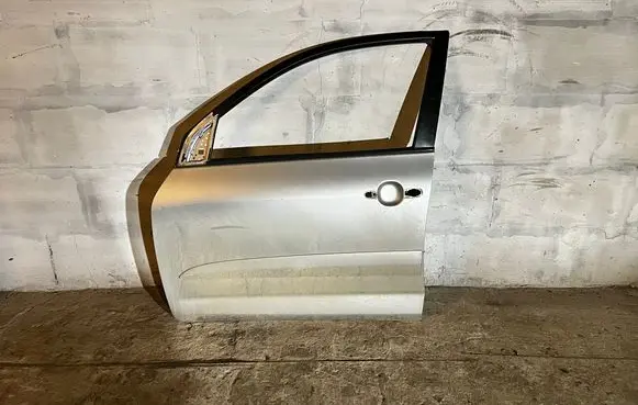 Toyota RAV 4 (XA30) Front door 