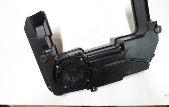 Audi A5 8T 8F Subwoofer speaker 8K9035382B 000A3909 A173083