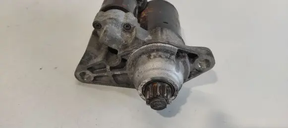 Skoda Fabia Mk1 (6Y) Starter motor 0001120400