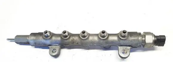 Mazda 6 Fuel distributor 6270 A006