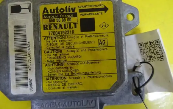 Renault Scenic I Airbag control unit/module 7700415231K 550509900