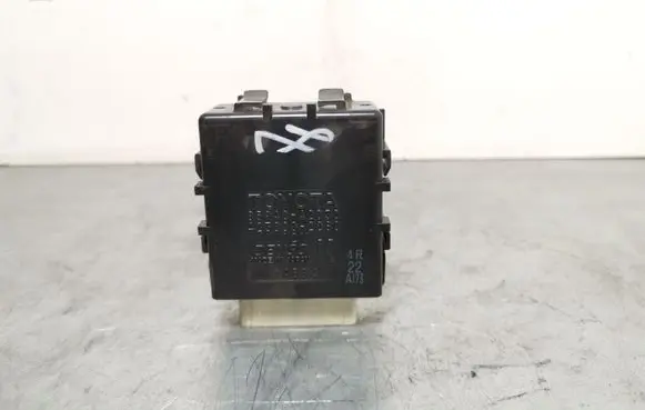 Toyota RAV 4 (XA40) Other control units/modules 4230002080 8594042030