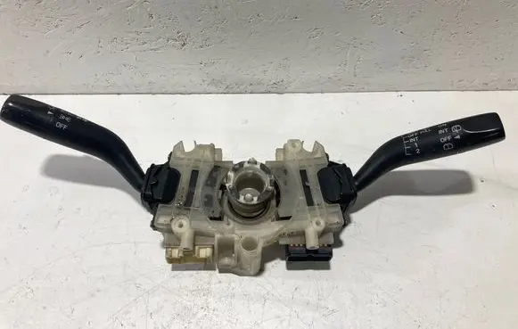 Mazda 626 A set of switches GE6T 17B366
