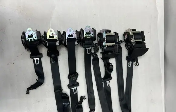 Volvo XC90 Set of seat belts 