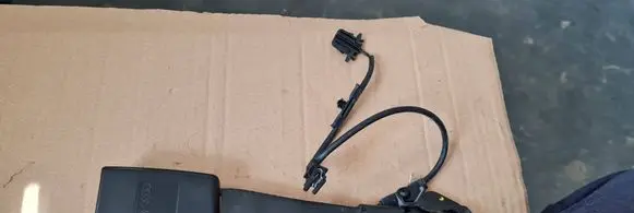 Audi A4 S4 B8 8K Front seatbelt buckle 8K0857755F
