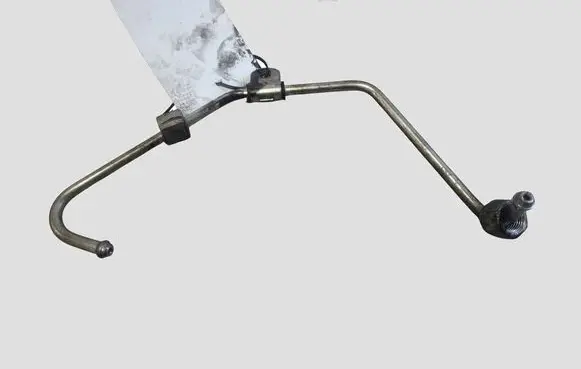 Opel Astra J Fuel injector supply line/pipe