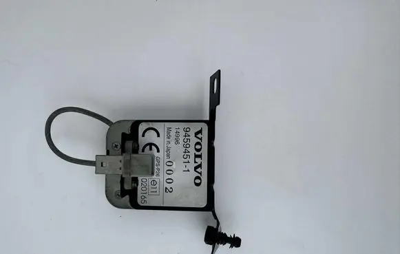 Volvo V70 Aerial GPS antenna 94594511 020165 14996
