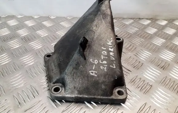 Audi A6 S6 C5 4B Engine mounting bracket 4B0199307C
