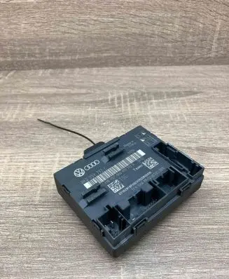 Audi A4 S4 B8 8K Door control unit/module 8K0959792C