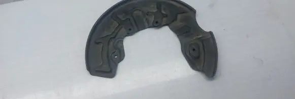 Audi A4 S4 B6 8E 8H Front brake disc dust cover plate 