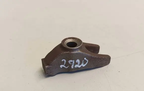 Jeep Grand Cherokee Fuel Injector clamp holder 