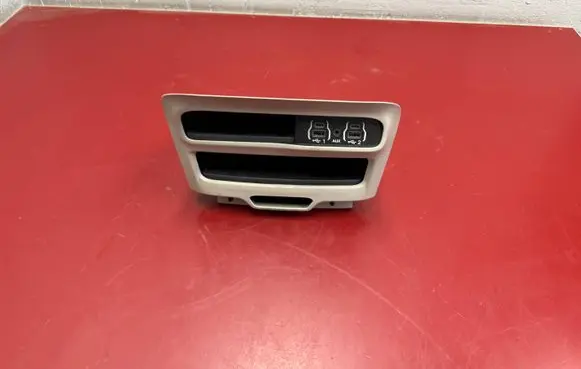 Chrysler Pacifica Glove box central console 6WQ841D2AA