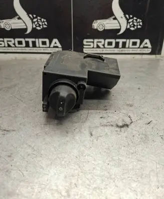 Mercedes-Benz E W210 Light switch 2105450104