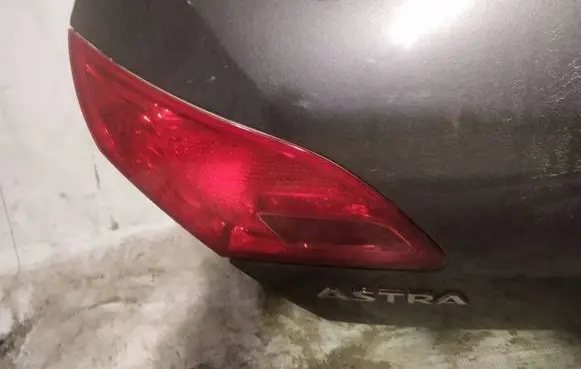Opel Astra J Tailgate rear/tail lights