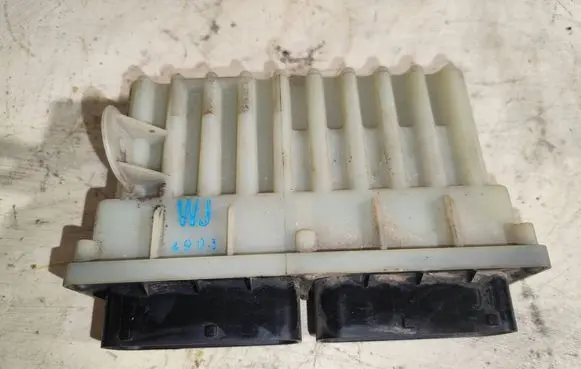 Opel Zafira A Coolant fan relay 24462346 15408375