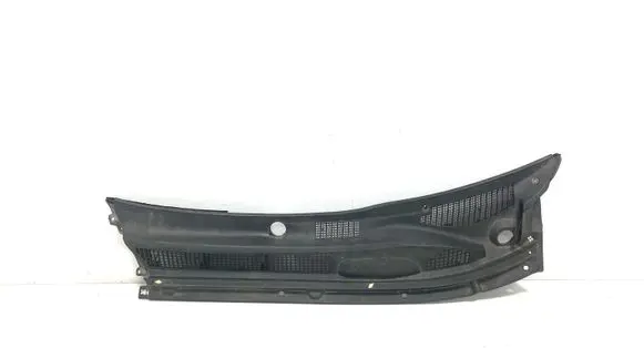 Toyota RAV 4 (XA20) Wiper trim 5570842110 5578142040 5570842130