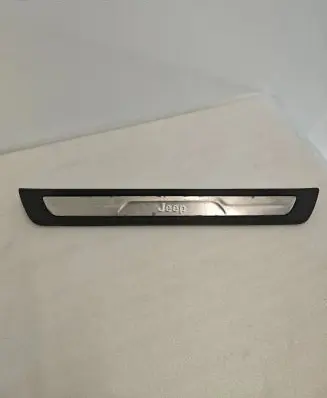 Jeep Grand Cherokee Side skirt front trim 1NC80TRMAB