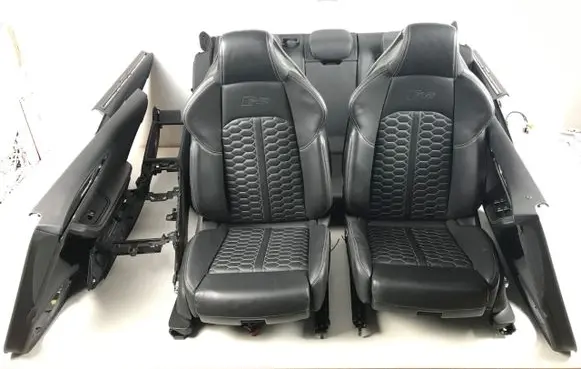 Audi RS4 B9 Seat set 