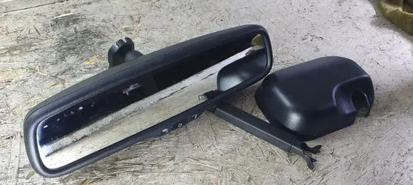 Nissan Navara D22 Rear view mirror (interior) 015892