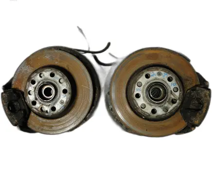 Volkswagen Golf Plus Rear wheel hub