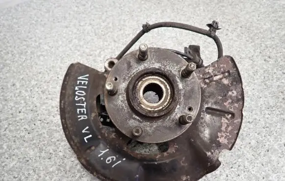 Hyundai Veloster Front wheel hub spindle knuckle