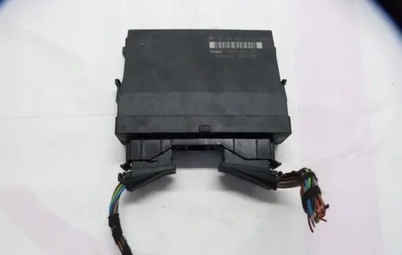 Mercedes-Benz CLK A209 C209 Comfort/convenience module A2098205926