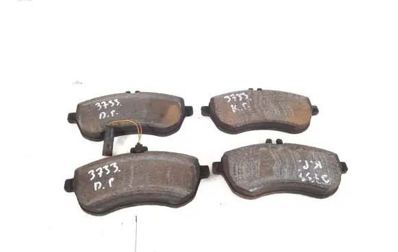 Mercedes-Benz C W204 Brake pads (front) A0074205520