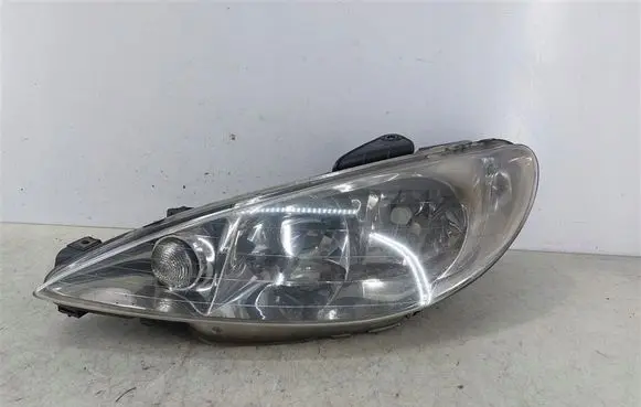 Peugeot 206+ Headlight/headlamp 9628666880
