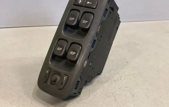 Volvo V70 Electric window control switch 8682949 09193383