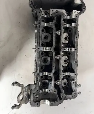 Mercedes-Benz Sprinter W906 Engine head R642016