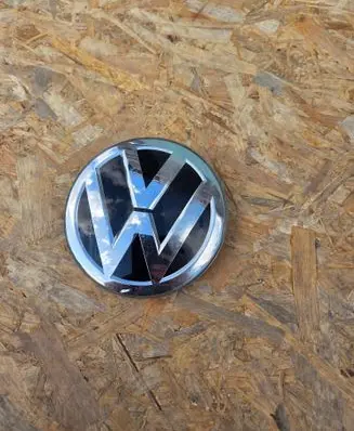 Volkswagen Caddy Manufacturer badge logo/emblem 2K5853601A