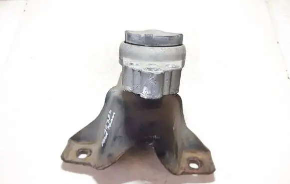 Ford Focus Engine mount bracket 98AB6038