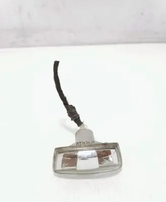 Front fender indicator light