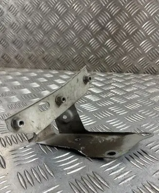 Audi A7 S7 4G Fender mounting bracket 4G8821136D