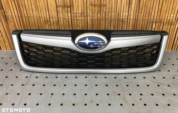 Subaru Forester SJ Front grill 91122SG020 91121SG